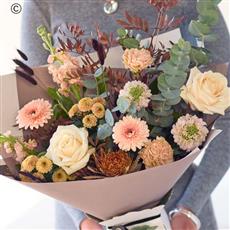 Autumn Trending Handtied - Size 3