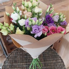 Simple Lisianthus bunch- local delivery only