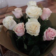 Simple rose bunch- local delivery only